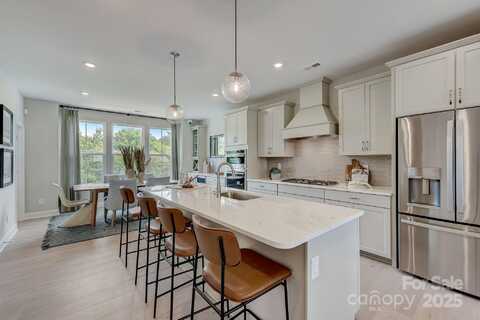 3132 Stelfox Street, Charlotte, NC 28262