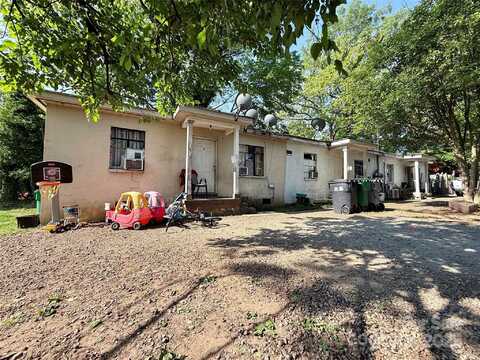 526 Campus Street, Charlotte, NC 28216