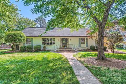 7613 Whistlestop Road, Charlotte, NC 28210