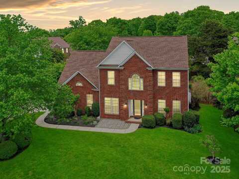 135 Coronilla Road, Mooresville, NC 28117