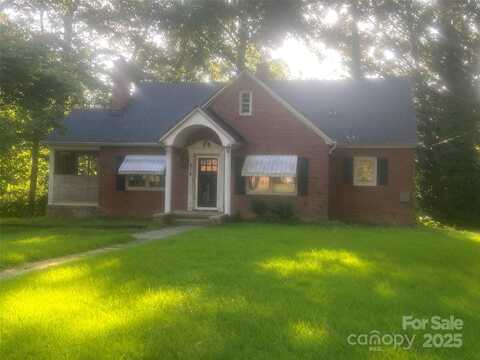 215 S Belvedere Avenue, Gastonia, NC 28054