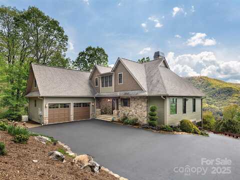91 Watershed Way, Horse Shoe, NC 28742