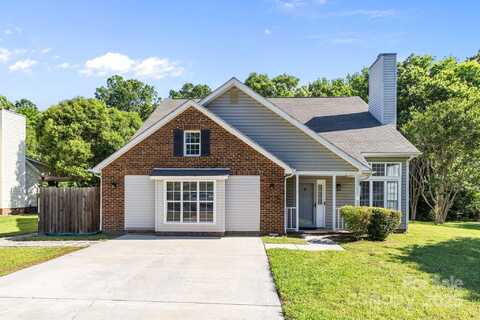 13914 Loch Loyal Drive, Charlotte, NC 28273