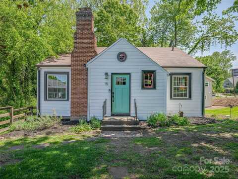 15 Pine Grove Avenue, Asheville, NC 28801