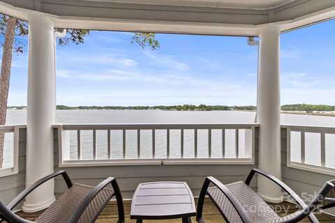 372 Northwest Drive, Davidson, NC 28036