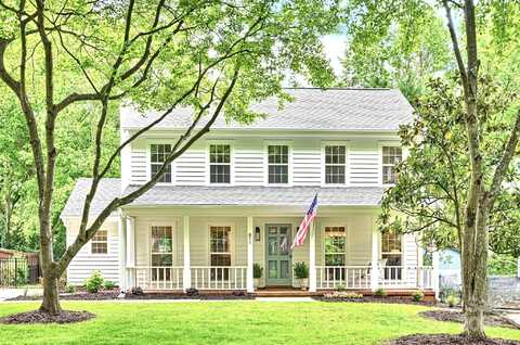 611 Heathermoor Court, Charlotte, NC 28209