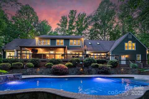 8400 Prince Valiant Drive, Waxhaw, NC 28173