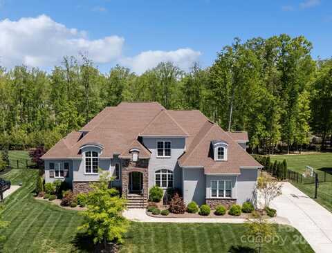 1149 Grand Oak Drive, Waxhaw, NC 28173