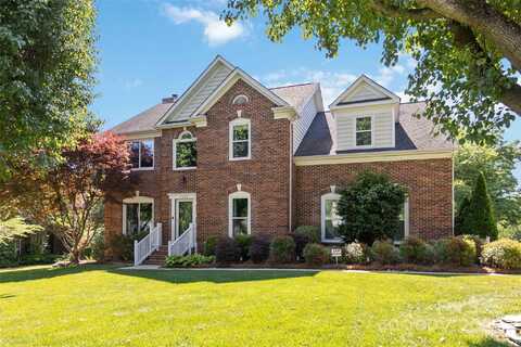 7700 Ninth Fairway Lane, Mint Hill, NC 28227