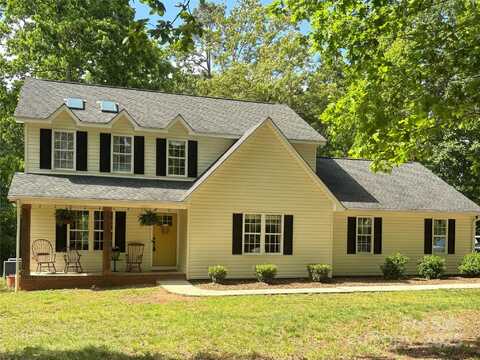 1338 Pell Drive, Lincolnton, NC 28092