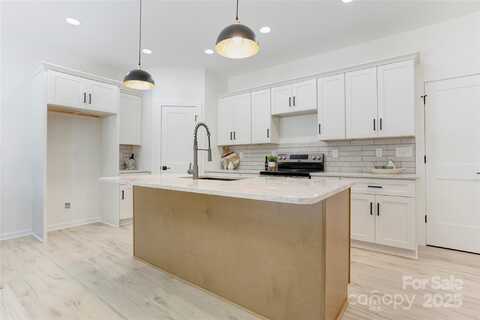3300 Travis Lane NW, Concord, NC 28027