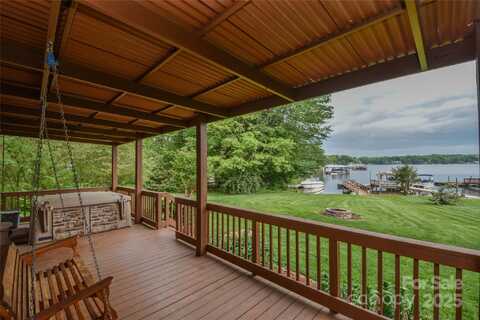 7942 Vista View Drive, Sherrills Ford, NC 28673