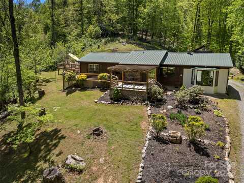 44 Sutton Knob Road, Candler, NC 28715