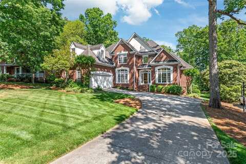4232 Shannamara Drive, Matthews, NC 28104