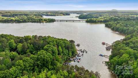 109 Braxton Gate Court, Mount Holly, NC 28120