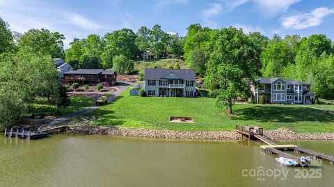 892 Plantation Drive, Marion, NC 28752