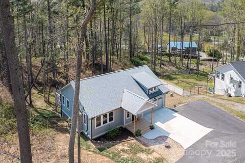 209 Fall Leaves Drive, Fairview, NC 28730