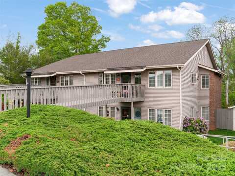 671 S Haywood Street, Waynesville, NC 28786