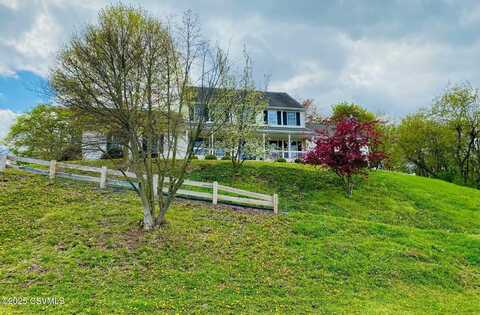 152 EQUESTRIAN Lane, Lewisburg, PA 17837