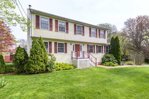 117 Middlebrooks Avenue, Trumbull, CT 06611