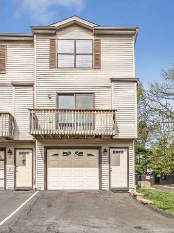 15 Crest Street, West Haven, CT 06516