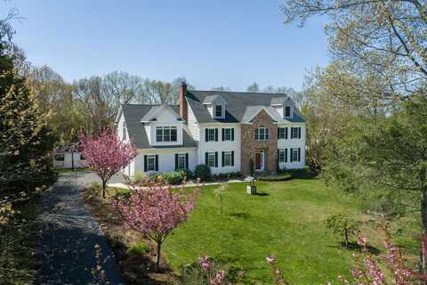 48 Landons Way, Guilford, CT 06437