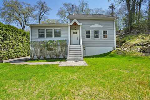28 Alan Road, Danbury, CT 06810