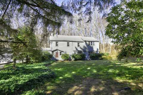 538 County Road, Guilford, CT 06437