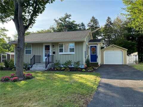 18 Quaker Lane, Southington, CT 06489