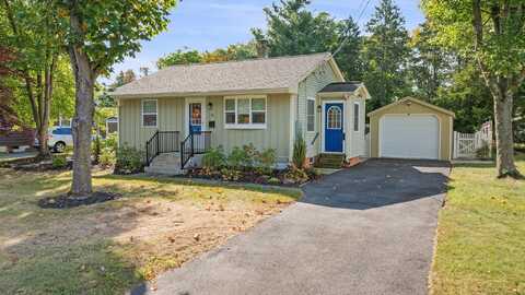 18 Quaker Lane, Southington, CT 06489