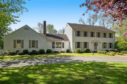 7 Tunxis Trail, Redding, CT 06896