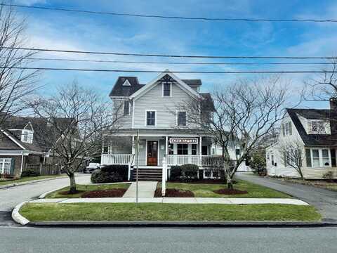 27 Catoonah Street, Ridgefield, CT 06877