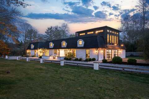 158 Thornwood Road, Stamford, CT 06903