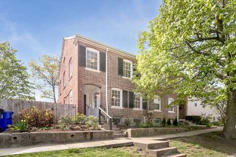 61 Longview Avenue, Fairfield, CT 06824
