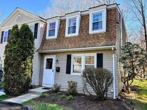 391 Main Street, Deep River, CT 06417