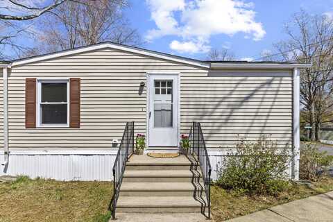 303 Mohegan Park Road, Norwich, CT 06360
