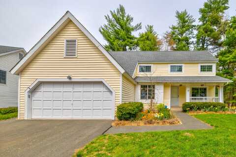 12 Southbridge Court, Simsbury, CT 06070