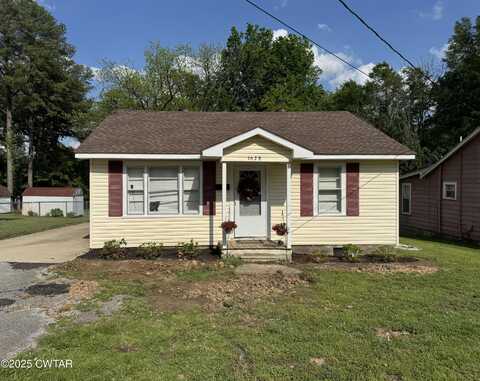 1628 Speedway Avenue, Dyersburg, TN 38024