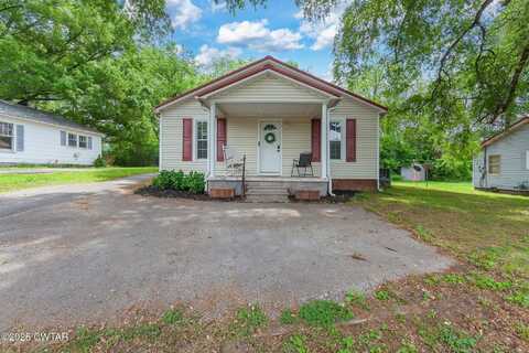 1035 Stewart Street, Milan, TN 38358