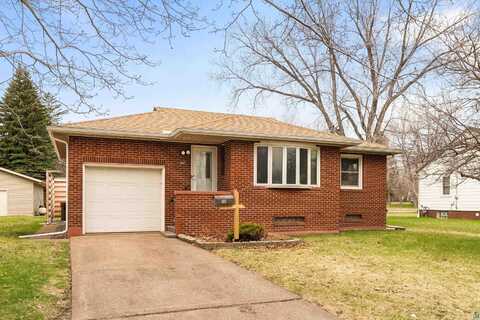 521 99th Ave W, Duluth, MN 55808