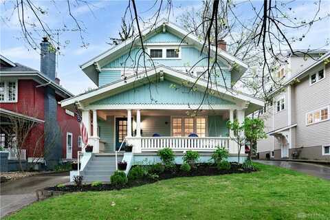 94 Patterson Road, Oakwood, OH 45419