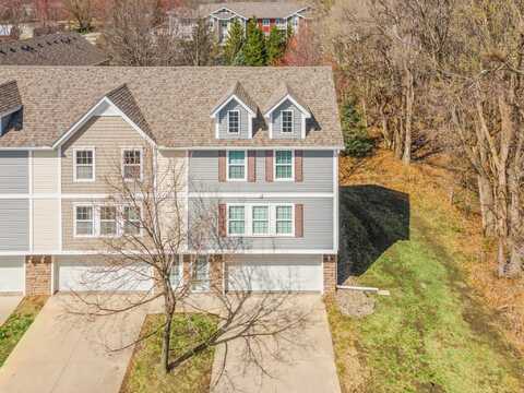 5553 Kenton Lane, Johnston, IA 50131