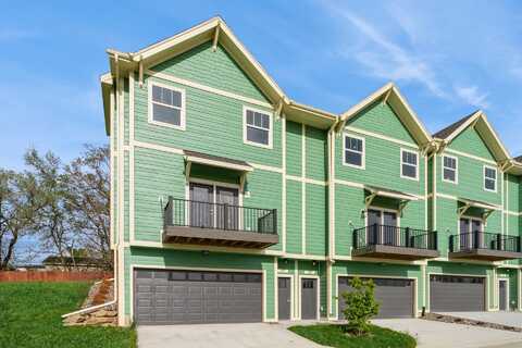 335 Forest Avenue, Des Moines, IA 50314