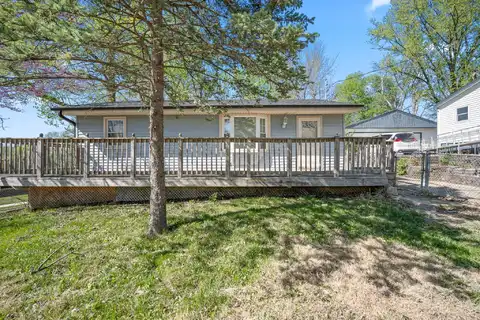 1229 Kenyon Avenue, Des Moines, IA 50315