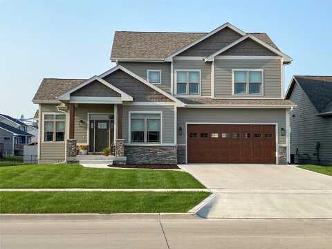 307 Aspen Drive NE, Bondurant, IA 50035