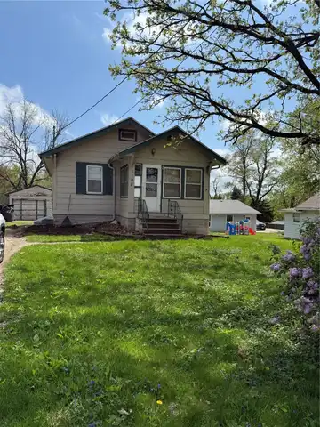 1108 Wade Street, Des Moines, IA 50315