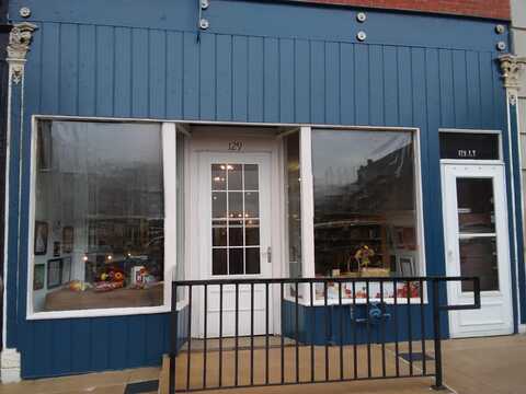 129 Main, Dubuque, IA 52001