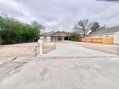 904 Pierce, Del Rio, TX 78840