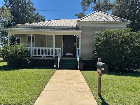 243 Daniel Place, Eufaula, AL 36027