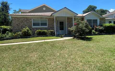 138 Elizabeth St, Eufaula, AL 36027